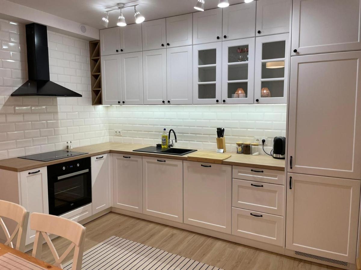 Apartamenty Guzik 22 Krosno Exterior foto